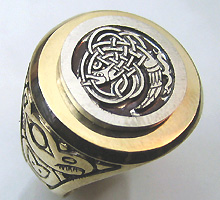 Celtic ring 28