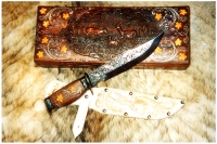 KNIFE & BOX